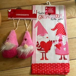 VALENTINES DAY GNOME set